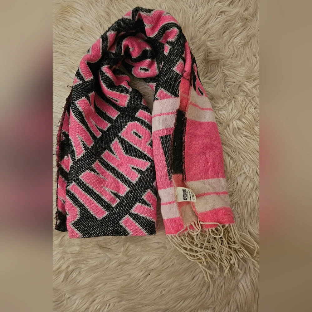 Victoria’s Secret PINK Oversized Logo Blanket Scarf